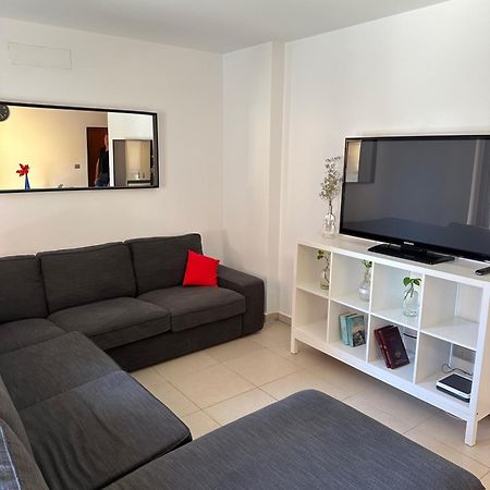 Alcala Seaside Apartment, Two Rooms, Private Parking Екстериор снимка