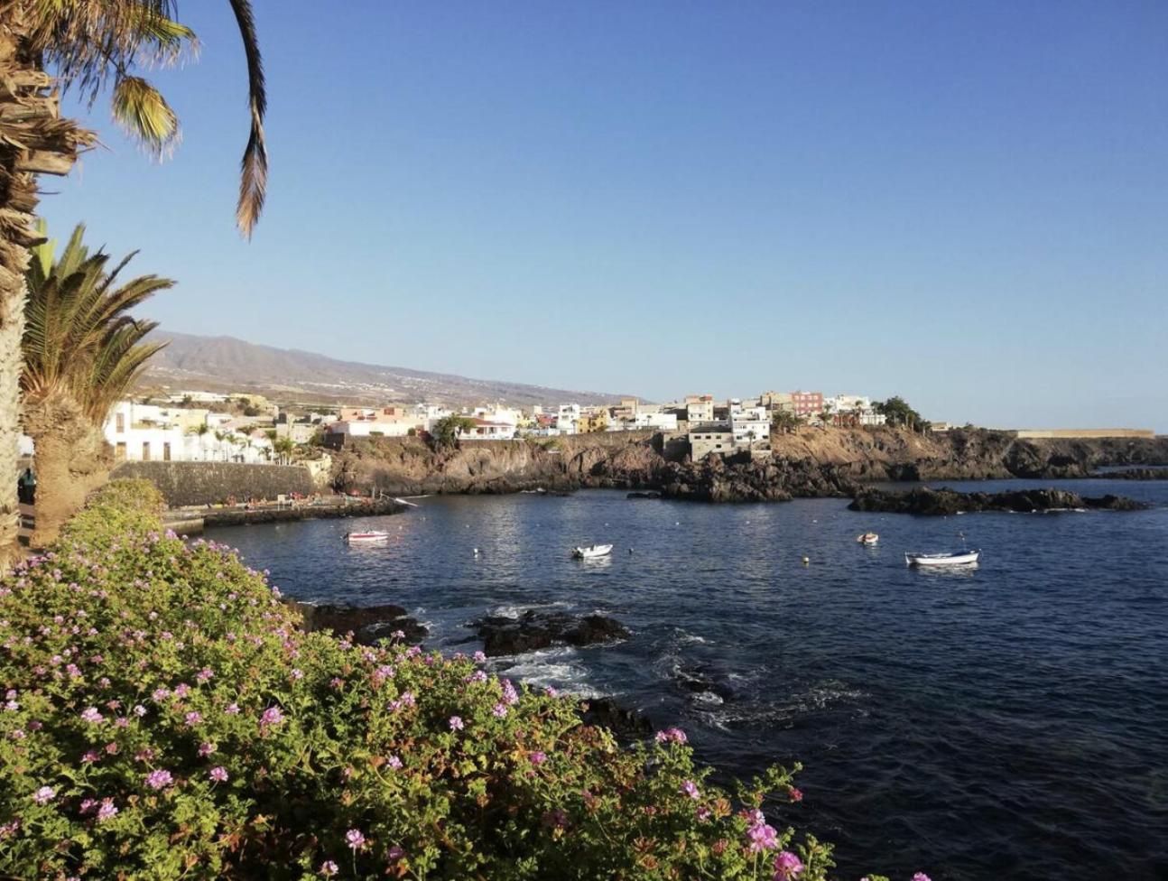 Alcala Seaside Apartment, Two Rooms, Private Parking Екстериор снимка