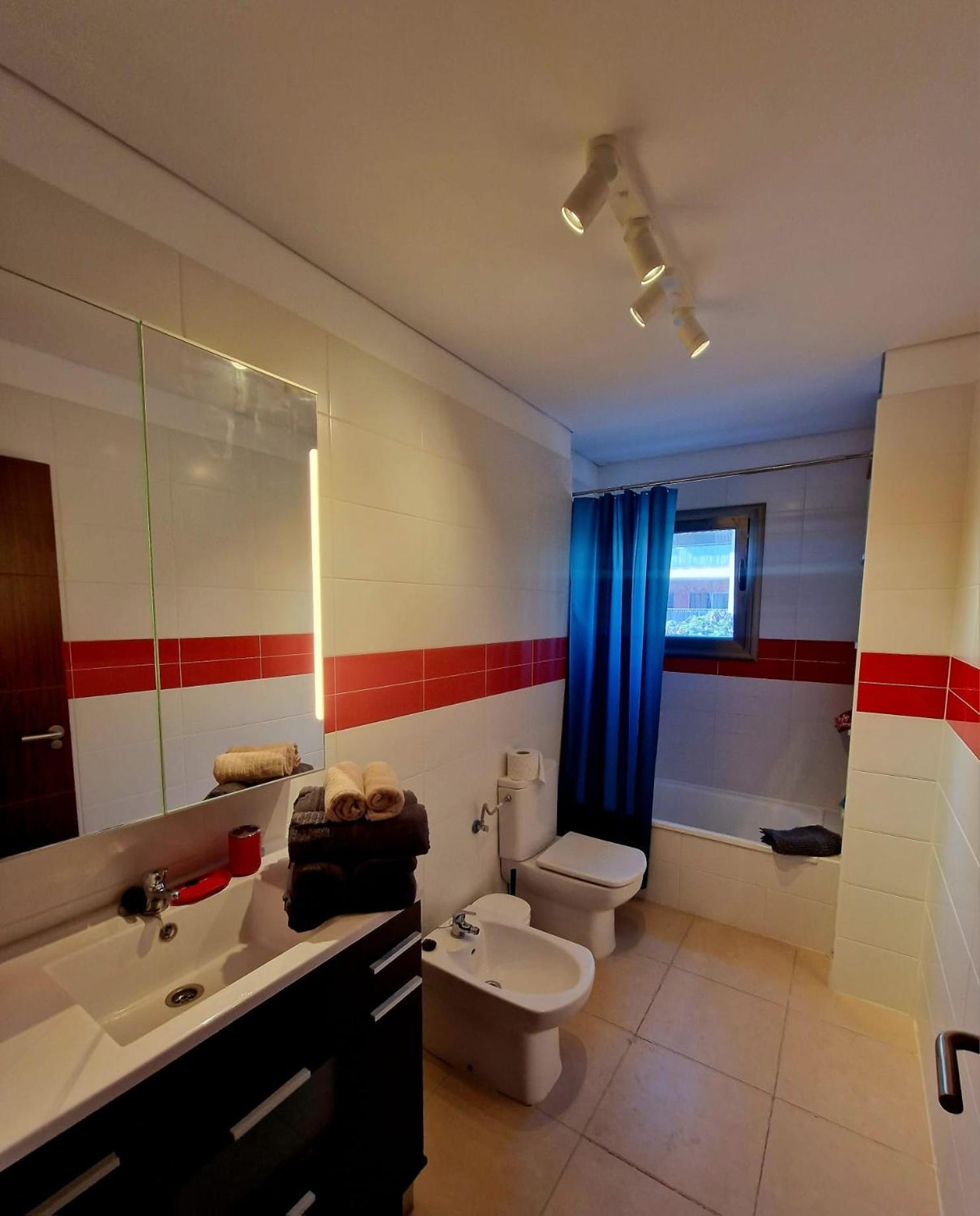 Alcala Seaside Apartment, Two Rooms, Private Parking Екстериор снимка